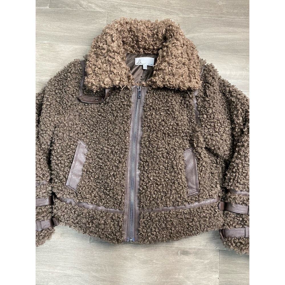 DH  New York Palmer Teddy Bomber Jacket Poodle Coat Faux Fur Buckle Soft Sz M